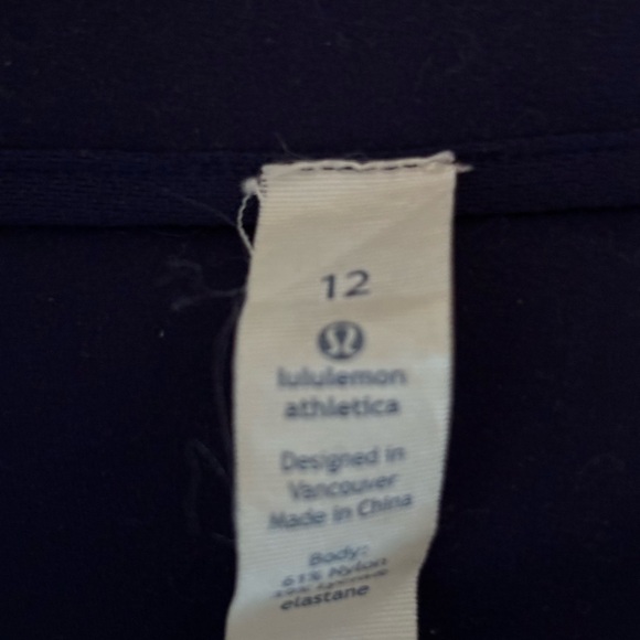 EUC Lululemon define jacket - Picture 5 of 6